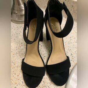 Black open toe shoes